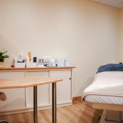 Stéphanie, esthéticienne, cornéothérapeute® - Institut de beauté Châteauroux - Stéphanie, esthéticienne, cornéothérapeute® - Photo Galerie - OneBooking