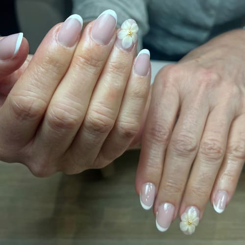Les Ongles de Bécassine - Onglerie Caen - Les Ongles de Bécassine - Photo Galerie - OneBooking