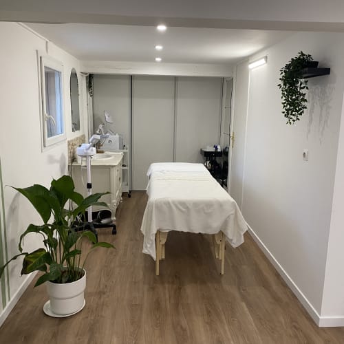 Euphoria institut - Sourcils & cils Aubagne - Euphoria institut - Photo Galerie - OneBooking