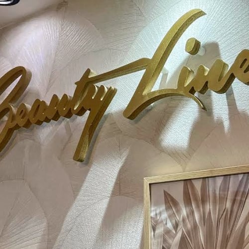 Beauty Line - Onglerie Lyon - Beauty Line - Photo Galerie - OneBooking