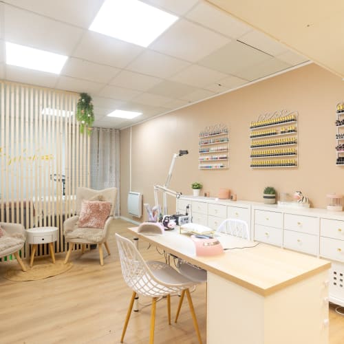 Rio Nails & Lashes - Sourcils & cils La Seyne-sur-Mer - Rio Nails & Lashes - Photo Galerie - OneBooking