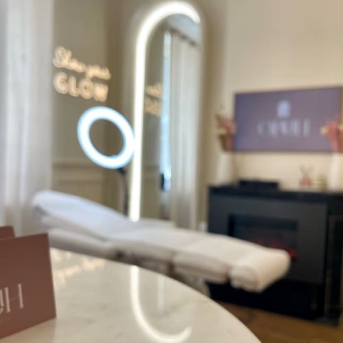 Orah | Salon Aesthetic - Coiffure Angers - Orah | Salon Aesthetic - Photo Galerie - OneBooking