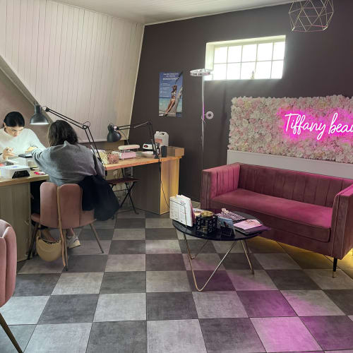 Tiffany Beauty - Sourcils & cils Le Blanc-Mesnil - Tiffany Beauty - Photo Galerie - OneBooking