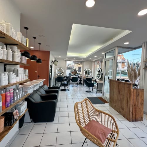 Le salon de Marine By Marine Fadli - Coiffure Dijon - Le salon de Marine By Marine Fadli - Photo Galerie - OneBooking