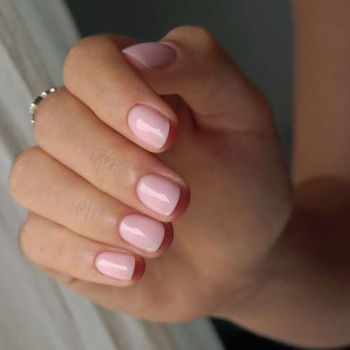 Ema Nails Studio - Manucure Russe - Onglerie Grenoble - Ema Nails Studio - Manucure Russe - Photo Galerie - OneBooking