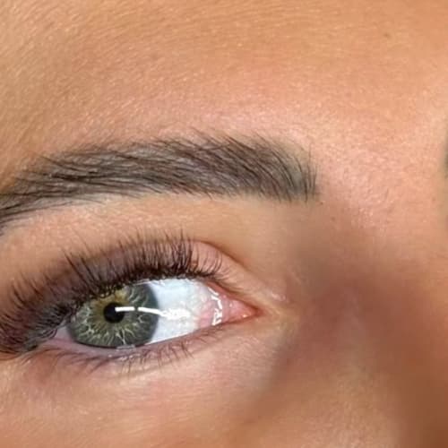 Saudade Beauté - Sourcils & cils Clermont-Ferrand - Saudade Beauté - Photo Galerie - OneBooking