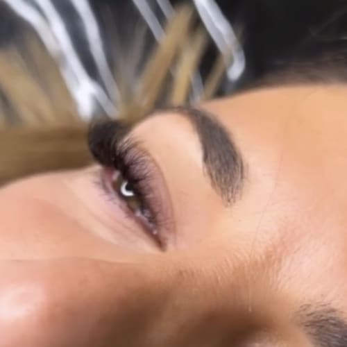 LÉA PERRAUD STUDIO - EXTENSIONS, TACHES DE ROUSSEURS & GRAINS DE BEAUTÉ, LASH & BROW LIFT - Institut de beauté Angers - LÉA PERRAUD STUDIO - EXTENSIONS, TACHES DE ROUSSEURS & GRAINS DE BEAUTÉ, LASH & BROW LIFT - Photo Galerie - OneBooking