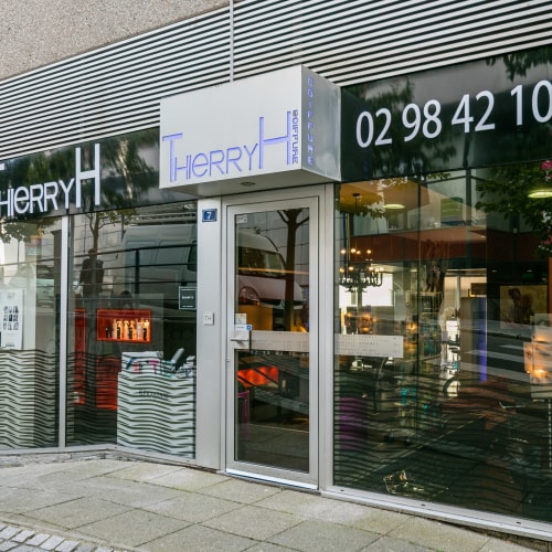 Thierry.H - Onglerie Brest - Thierry.H - Photo Galerie - OneBooking
