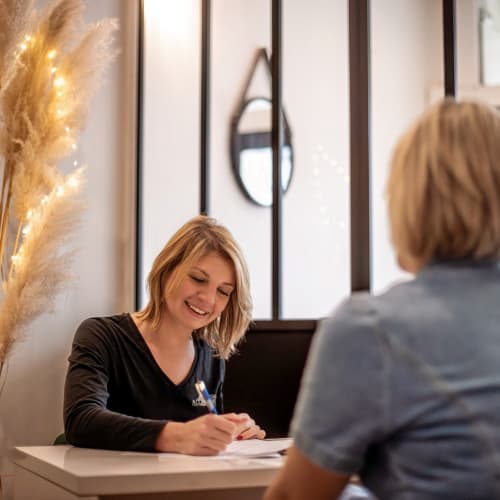 A corps parfait - Onglerie Reims - A corps parfait - Photo Galerie - OneBooking