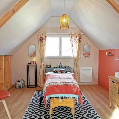 LES RENNAISES - Massage & Bien-être - Institut de beauté Rennes - LES RENNAISES - Massage & Bien-être - Photo Galerie - OneBooking