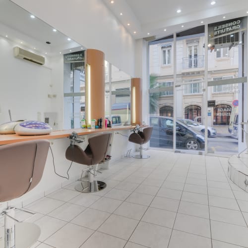 Awa Coiffure - Coiffure Cannes - Awa Coiffure - Photo Galerie - OneBooking