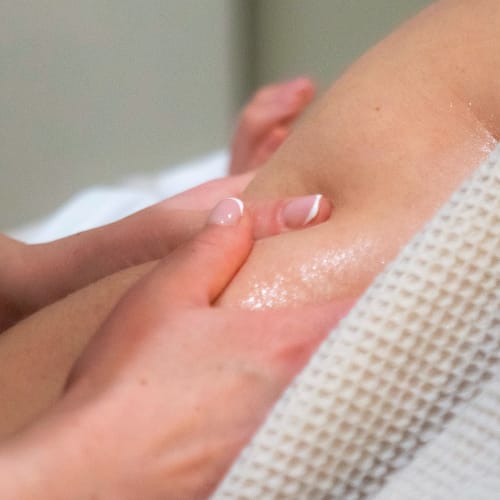 Charlène Esthétique Cosmétique - Épilations, Ongles, Soins, Hydraskin & Madérothérapie - Soin visage Nice - Charlène Esthétique Cosmétique - Épilations, Ongles, Soins, Hydraskin & Madérothérapie - Photo Galerie - OneBooking