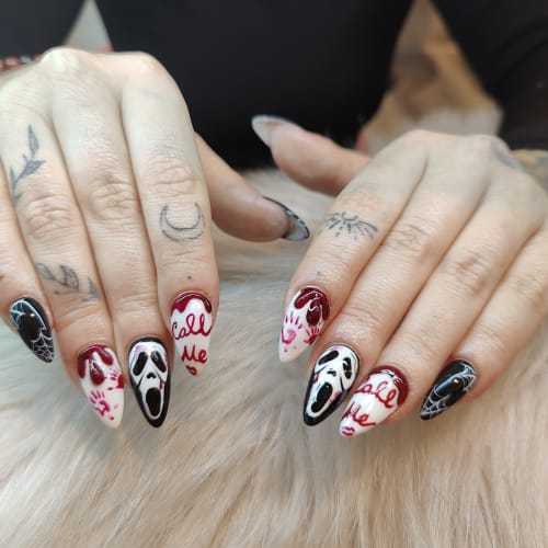 Ongles et sourcils - Onglerie Strasbourg - Ongles et sourcils - Photo Galerie - OneBooking