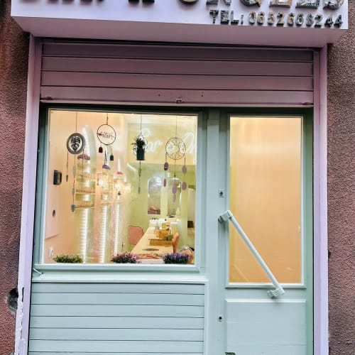 Bar à ongles - Coiffure Toulouse - Bar à ongles - Carmes - Photo Galerie - OneBooking