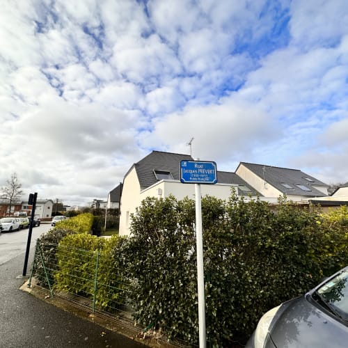 FolksBeauty - Onglerie Saint-Brieuc - FolksBeauty - Photo Galerie - OneBooking