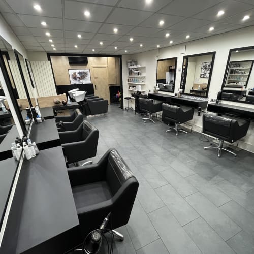 Izatis Coiffure - Coiffure Linas - Izatis Coiffure - Photo Galerie - OneBooking
