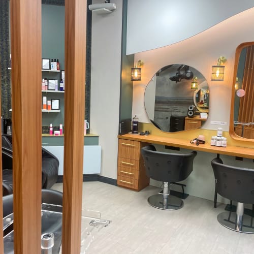 Diminu'Tif - Coiffure Saumur - Diminu'Tif - Photo Galerie - OneBooking