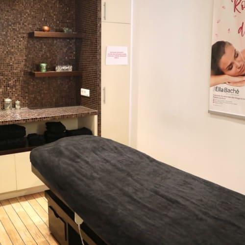 Vanity Street - Onglerie Rueil-Malmaison - Vanity Street - Photo Galerie - OneBooking