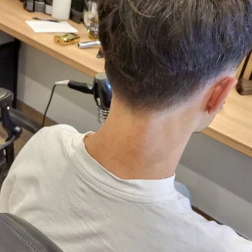 Le charisme coiffeur/barbier - Coiffure Strasbourg - Le charisme coiffeur/barbier - Photo Galerie - OneBooking