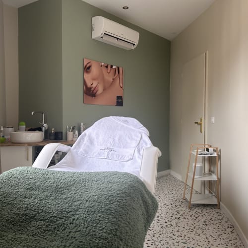 Maison de la Beauté Julie B - Épilation Besançon - Maison de la Beauté Julie B - Photo Galerie - OneBooking