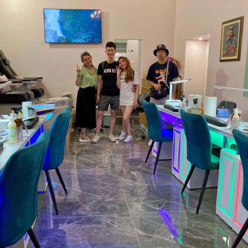 Bang Nails - Aiguillerie - Onglerie Montpellier - Bang Nails - Aiguillerie - Photo Galerie - OneBooking