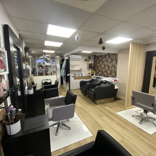 Just Me Coiffure et Esthétique - Coiffure Toulon - Just Me Coiffure et Esthétique - Photo Galerie - OneBooking