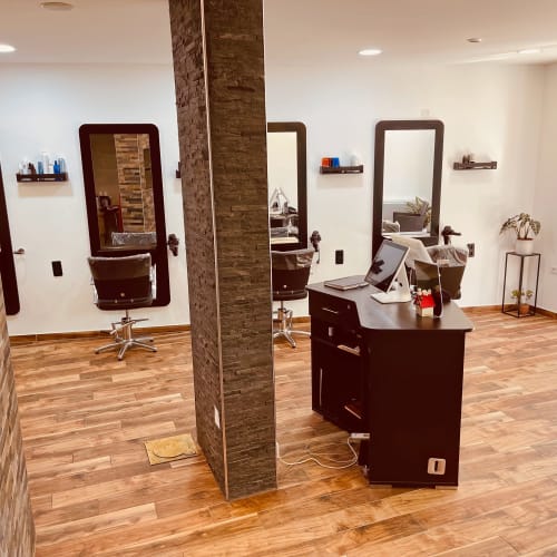 A la frange d’Emma - Coiffure Sevran - A la frange d’Emma - Photo Galerie - OneBooking