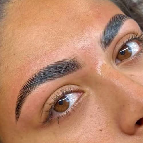 MLH Lashes Beauty - Institut de beauté Saint-Julien-en-Genevois - MLH Lashes Beauty - Photo Galerie - OneBooking