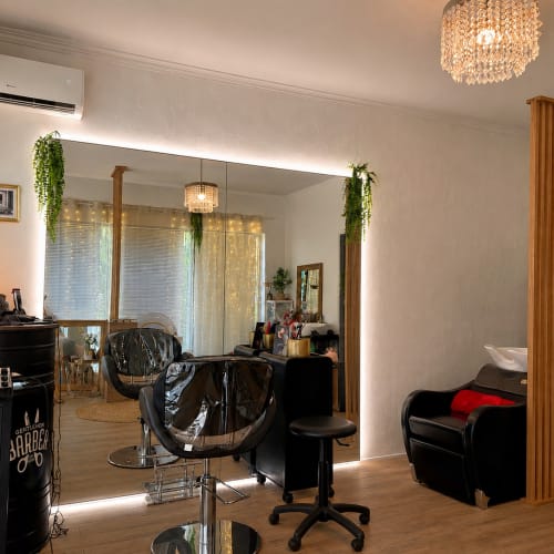 L'atelier Hair & Beauty Salon de Coiffure et Esthétique - Coiffure Cannes la Bocca  - L’Atelier du lissage & Prestige Beauty - Photo Galerie - OneBooking