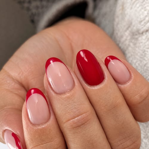 Laure Nail's 83 - Coiffure Toulon - Laure Nail's 83 - Photo Galerie - OneBooking