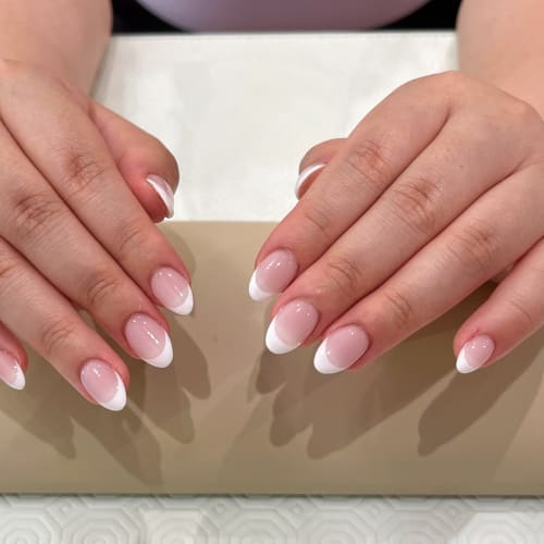 Léïna Ongles d’Art - Onglerie Lyon - Léïna Ongles d’Art - Photo Galerie - OneBooking