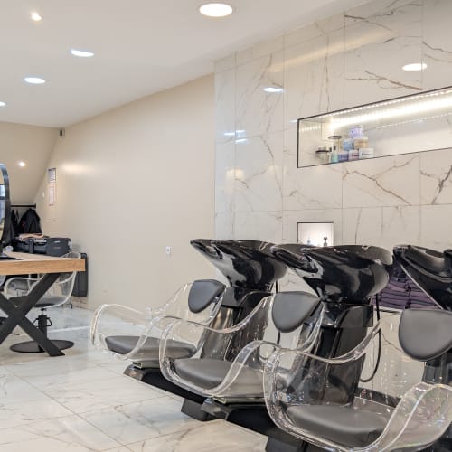 Indila Beauty : Extensions - Coiffure Arras - Indila Beauty : Hair&Blonde - Photo Galerie - OneBooking