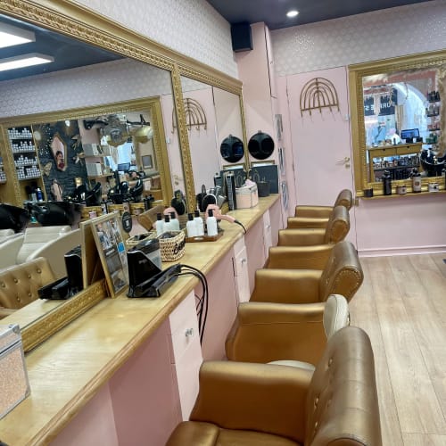 O miroir - Coiffure La Rochelle - O miroir - Photo Galerie - OneBooking