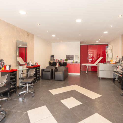 Planet' Coiffure - Coiffure Nice - Planet' Coiffure - Photo Galerie - OneBooking
