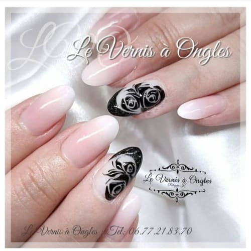 Le Vernis à Ongles - Institut de beauté Toulon - Le Vernis à Ongles - Photo Galerie - OneBooking