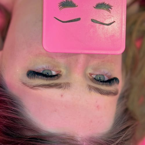 Shop 2 Fille et beauté - Sourcils & cils Tourcoing - Shop 2 Fille et beauté - Photo Galerie - OneBooking