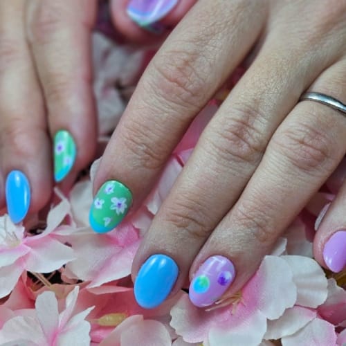 Atelier Hinamo - Onglerie Saint-Avold - Atelier Hinamo - Photo Galerie - OneBooking