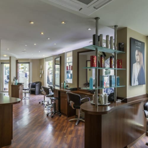 L’Atelier CERUTTI - Coiffure Issy-les-Moulineaux - L’Atelier CERUTTI - Photo Galerie - OneBooking