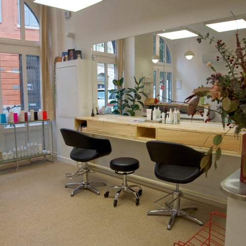 Bob - coiffeuses coloristes - Coiffure Toulouse - Bob - coiffeuses coloristes - Photo Galerie - OneBooking