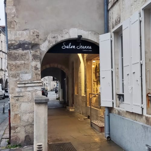 Salon Jeanna - Coiffure La Rochelle - Salon Jeanna - Photo Galerie - OneBooking