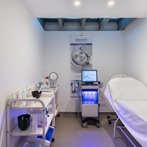 Clinique Esthetique Ferrère - Massage Bordeaux - Clinique Esthetique Ferrère - Photo Galerie - OneBooking