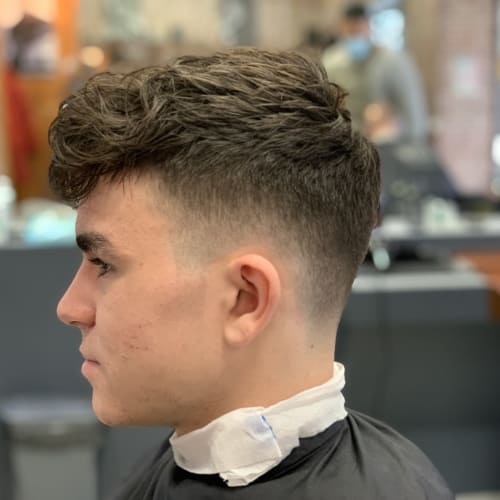 Authentique Coiffeur Barbier - Barbier Marseille - Authentique Coiffeur Barbier - Photo Galerie - OneBooking
