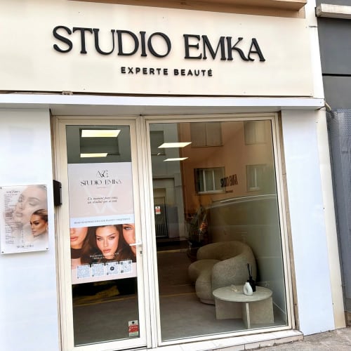 Studio Emka - Sourcils & cils Cagnes-sur-Mer - Studio Emka - Photo Galerie - OneBooking
