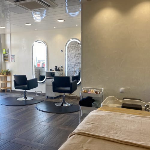Soft Care Coiffure - Sourcils & cils Meaux - Soft Care Coiffure - Photo Galerie - OneBooking