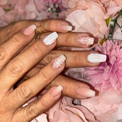 Carmela Nail’s - Coiffure Nice - Carmela Nail’s - Photo Galerie - OneBooking