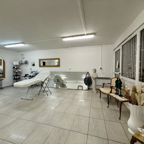 MAISON BEAUTÉ BY FAFA - Coiffure Nice - MAISON BEAUTÉ BY FAFA - Photo Galerie - OneBooking