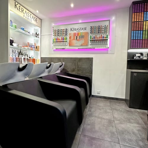 Home Color - Coiffure Cannes - Home Color - Photo Galerie - OneBooking