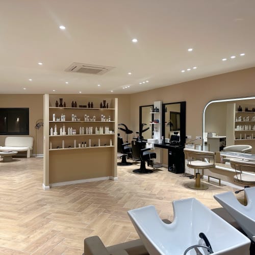 MAISON L - La Ciotat - Coiffure La Ciotat - MAISON L - La Ciotat - Photo Galerie - OneBooking
