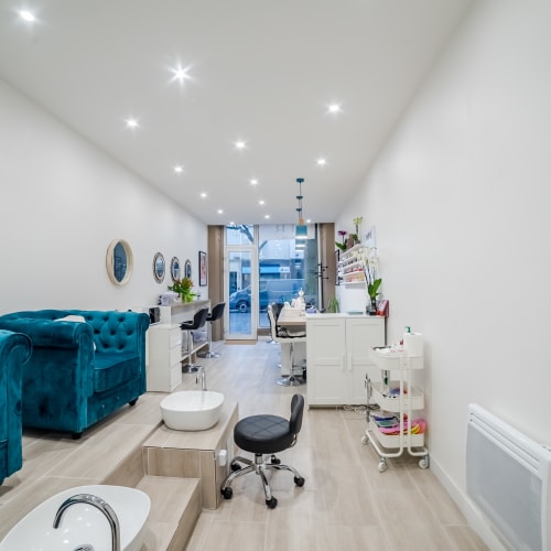 Lieu de beauté - Sourcils & cils Vincennes - Lieu de beauté - Photo Galerie - OneBooking