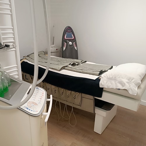 institut de beauté Catherine Paugam - Sourcils & cils Lorient - institut de beauté Catherine Paugam - Photo Galerie - OneBooking
